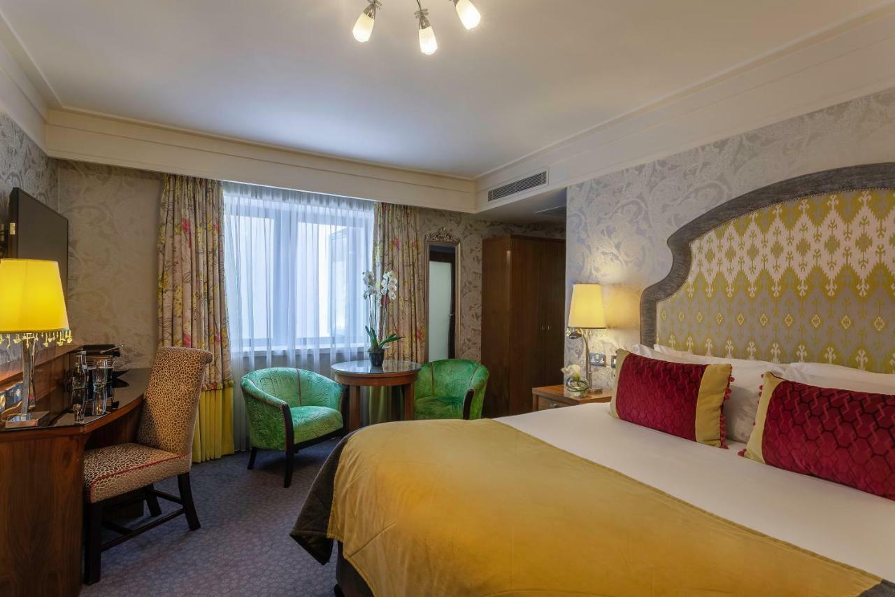 Clontarf Castle Hotel Dublin Exterior foto